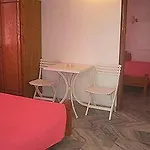 Damias Village Páros